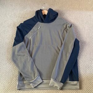 Slate & Stone pullover sweatshirt with hood